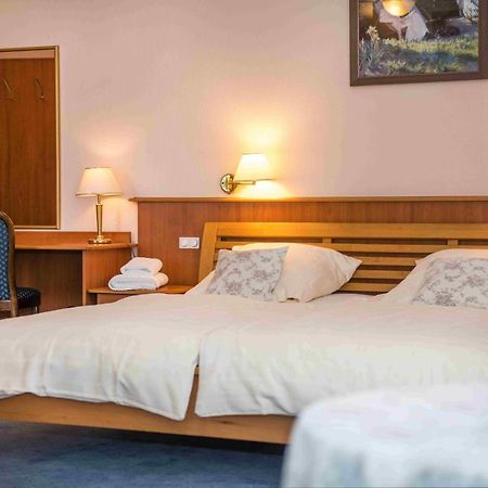 Golfhotel Denzerheide Eitelborn Extérieur photo